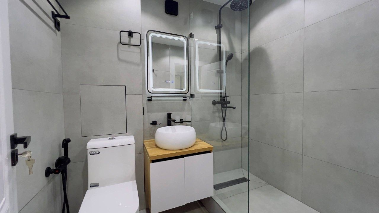Продается Академ городок 3/3/5 70м² евроремонт Укомплектована