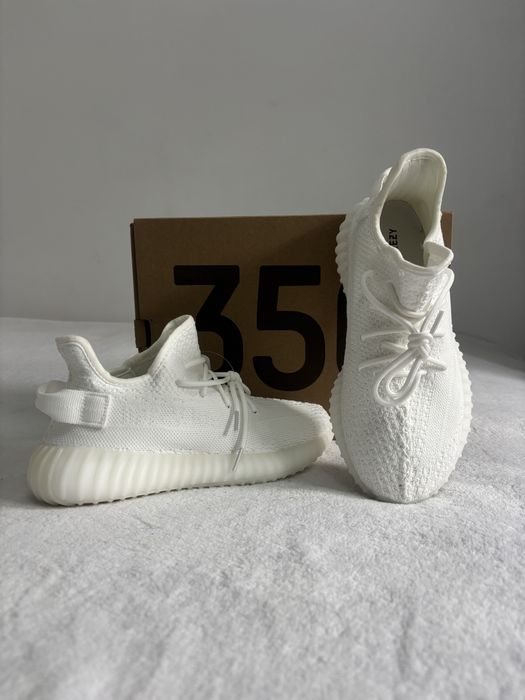 Adidas Yeezy Boost 350 V2 Triple White
