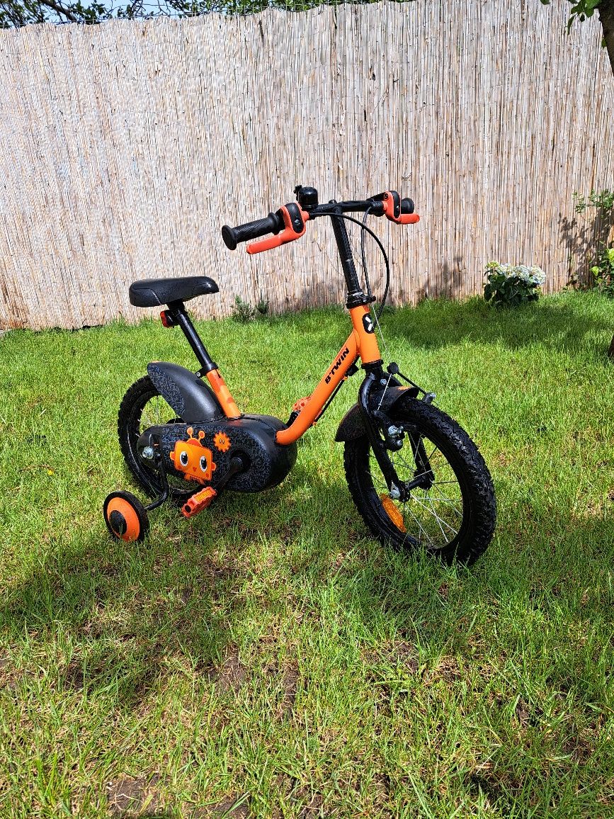 Vand bicicleta Btwin 14” pentru 3-5 ani !