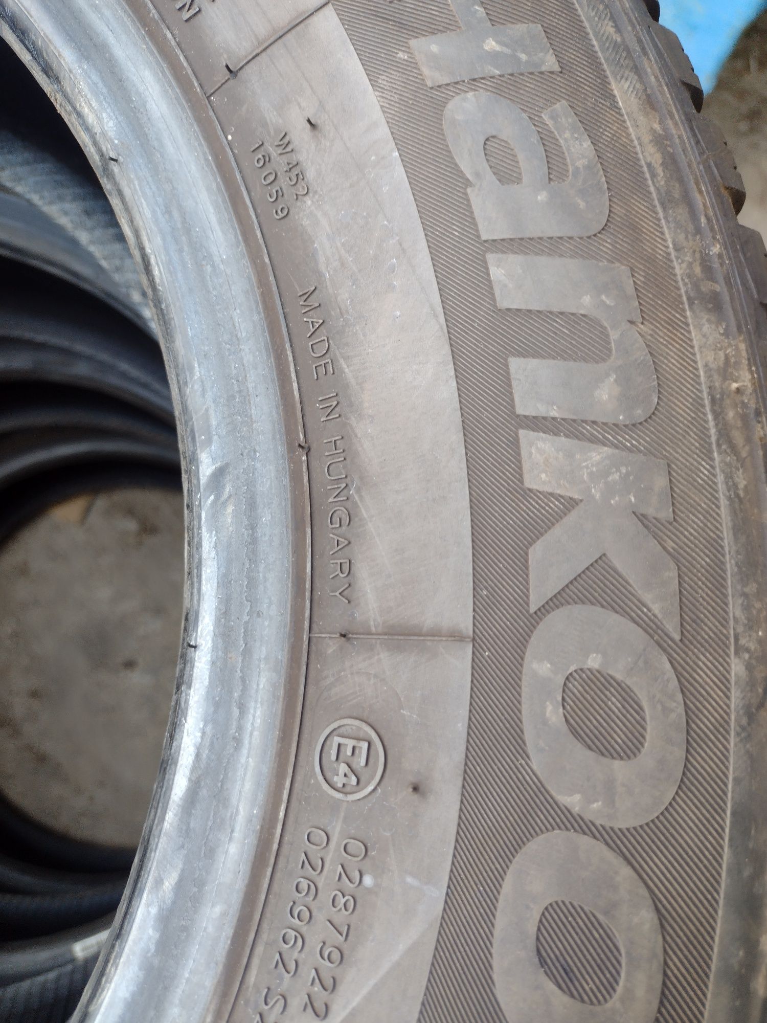 Почти нови 4бр.205/65/15 Hankook RS2 dot3422