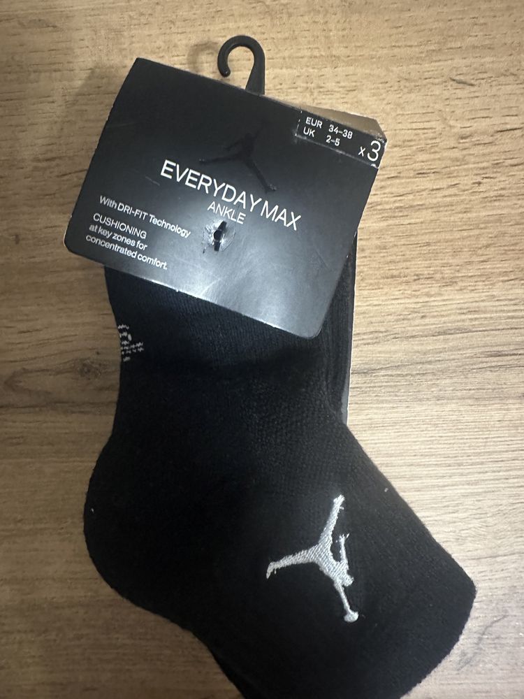 Нови чорапи Nike 3 броя