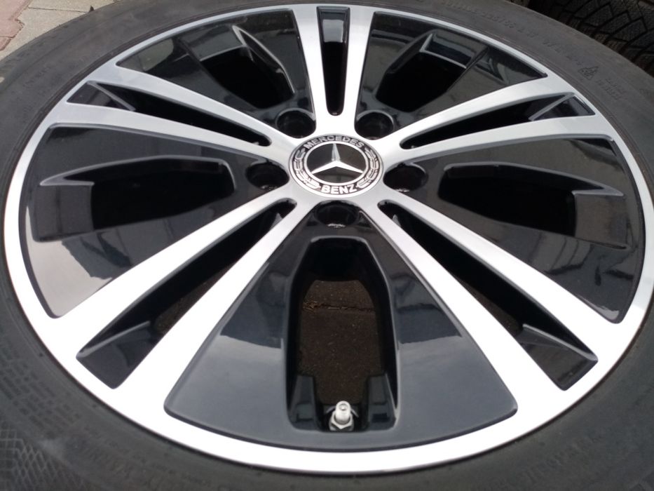 Jante originale Mercedes E class W 213 17" anvelope iarnă 7mm dot 2020