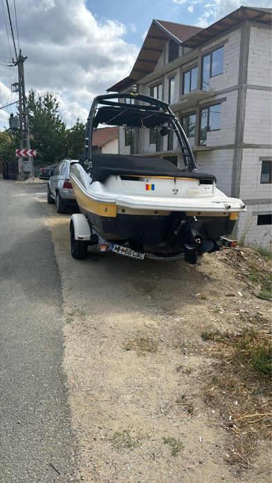Barca Sea Ray 185