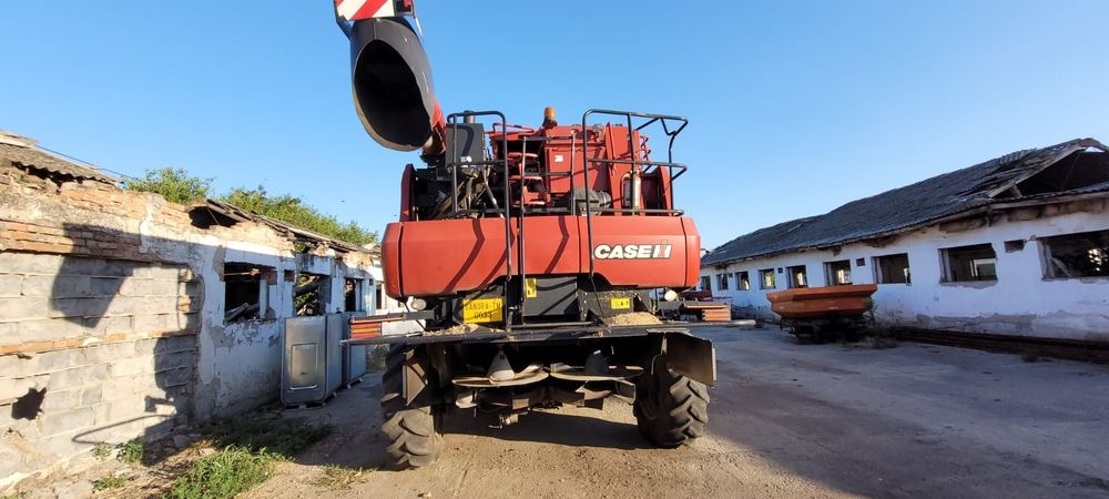 Vand combina sau schimb