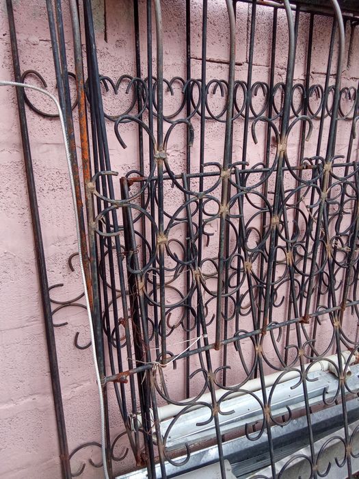 Продам оконные решетки