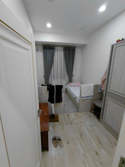 Квартира продаётся Алмазар рн Кара Камыш, ориентир Андалус.