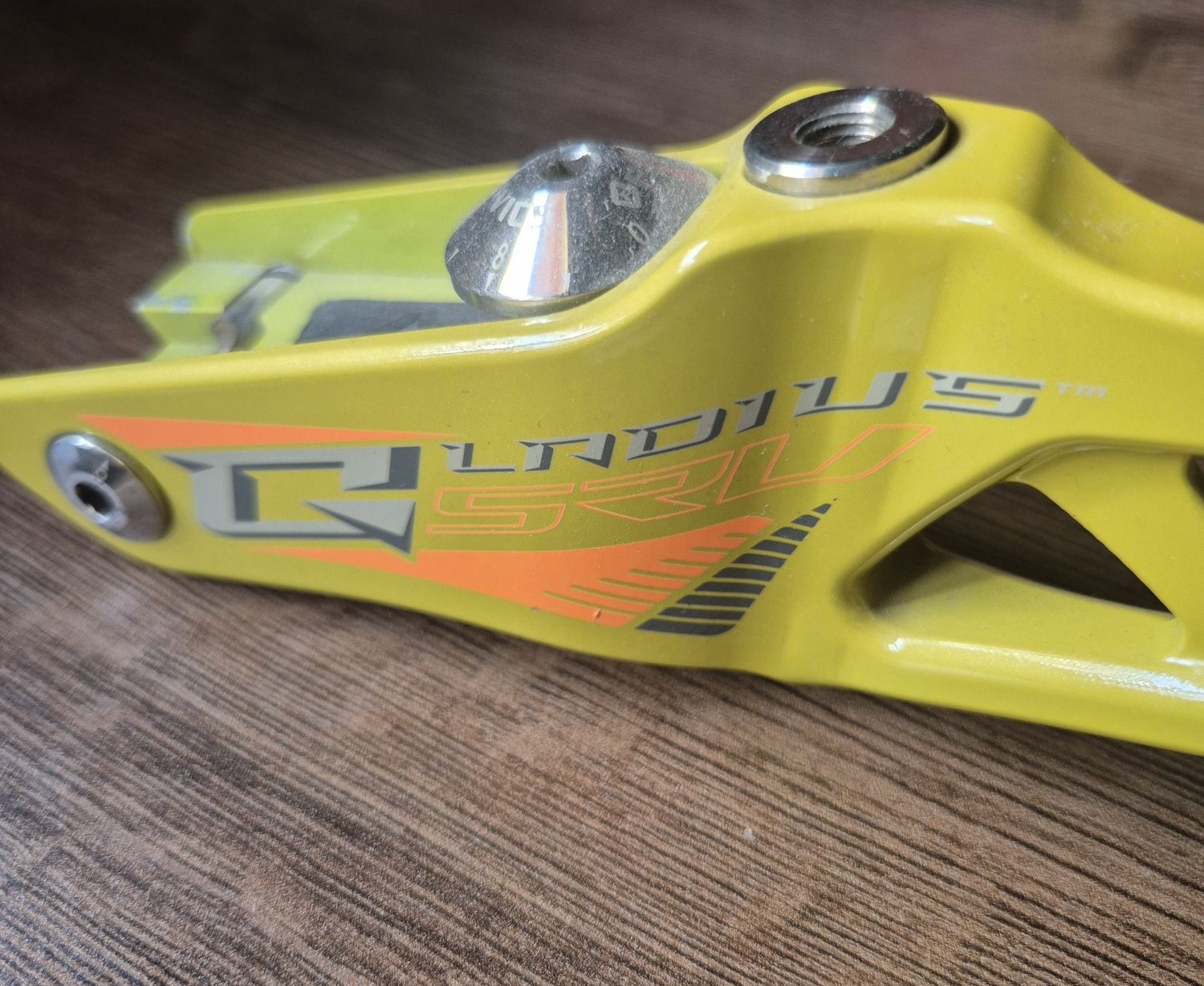 Лък Fivics Gladius SRV тяло (riser) за рекърв лък
