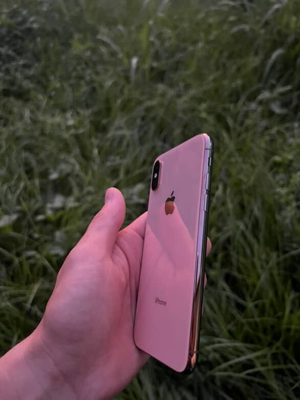 iphone XS 256gb Gold telefon sotiladi