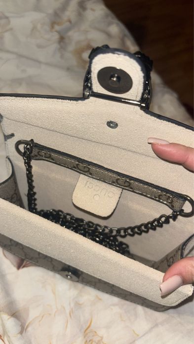 Дамска чанта ,,gucci”