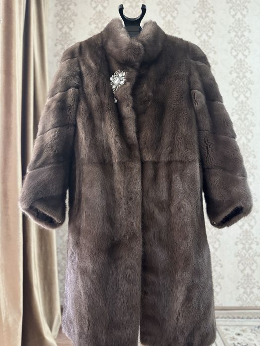 Продам норковую шубу