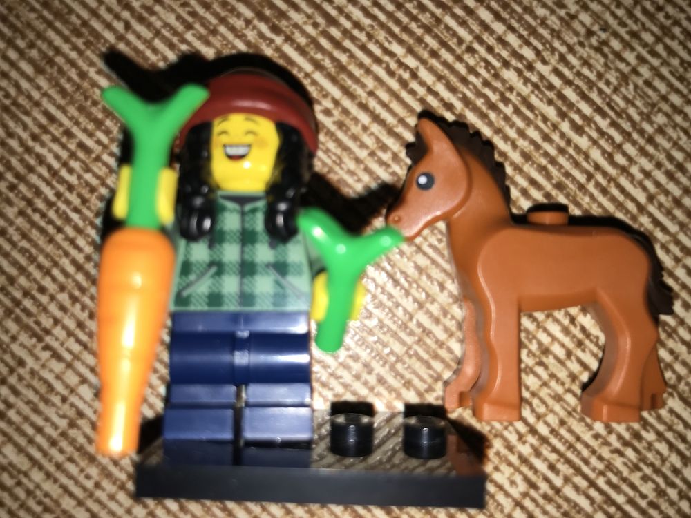 Pachet 2 Figurine Lego Originale cu accesorii - Noi - Seria 22