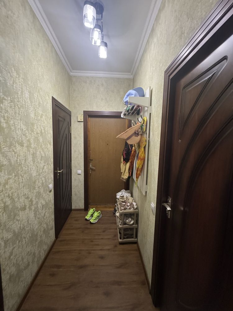 Продам 3х-ком/2/4 м-в Ялангач  — заходи и живи!