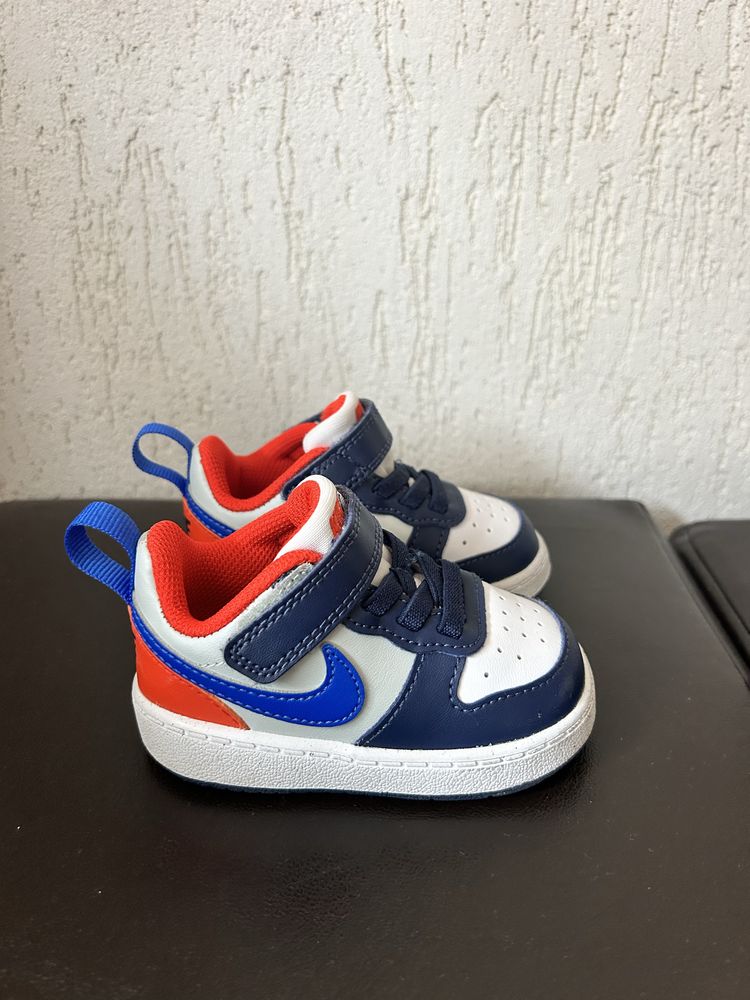 Спортни обувки Nike за бебе