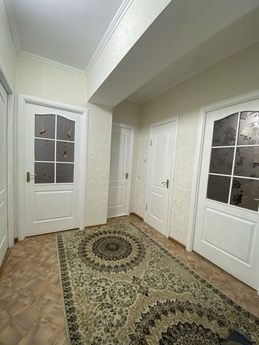 Продается кв - 3 комн центр. Айтиева - Казыбек би