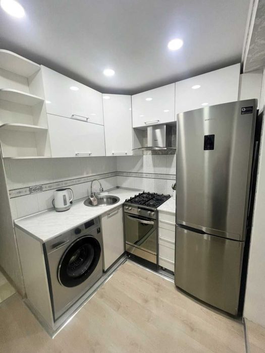 Аренда 1 комнатной квартиры Остановка Художников метро БИЙ 10 мин