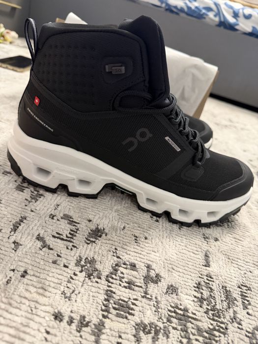 Мужские кросовки! Теплые.