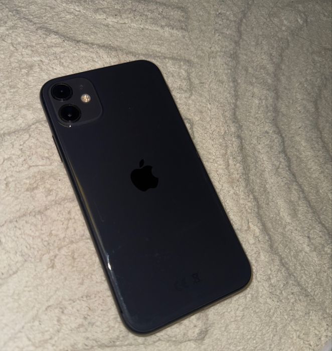 iPhone 11 64 ГБ б/у