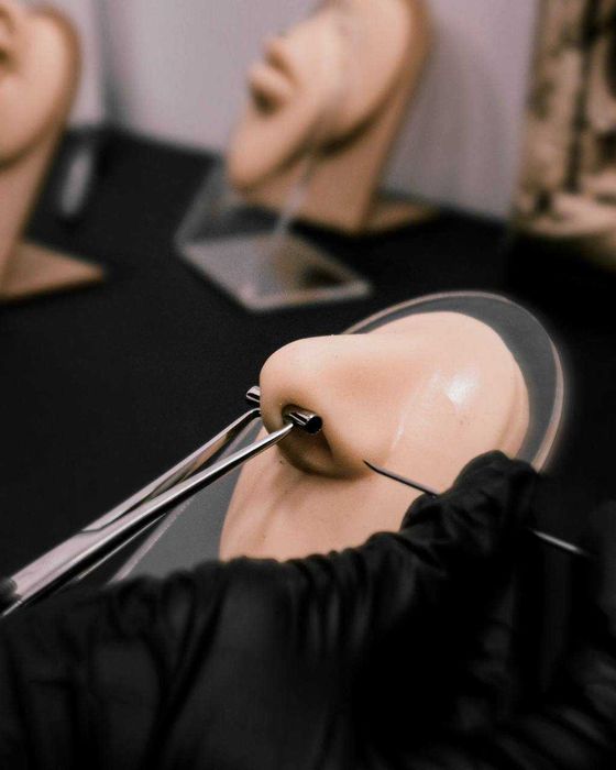 Курс по Пиърсинг майстор / Тату майстор