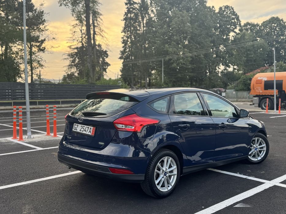 Ford Focus 3 Facelift 2015 hatchback/benzina/navigatie