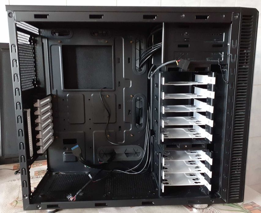 carcasa Fractal Design Define R4