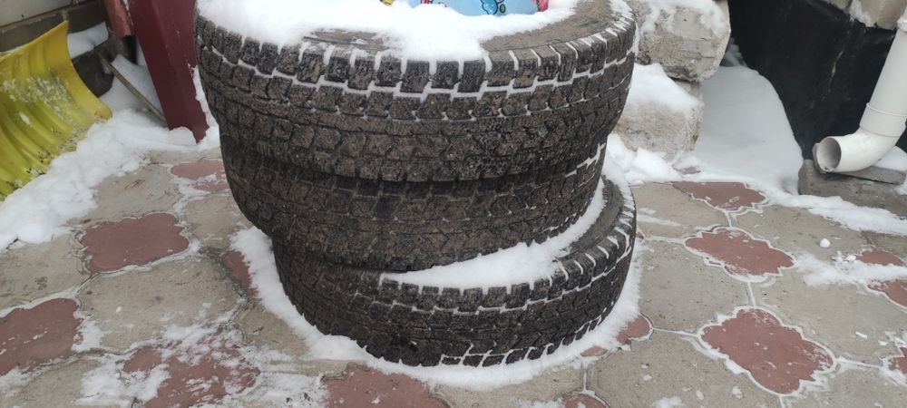 Продается резина на газель зимняя шипы