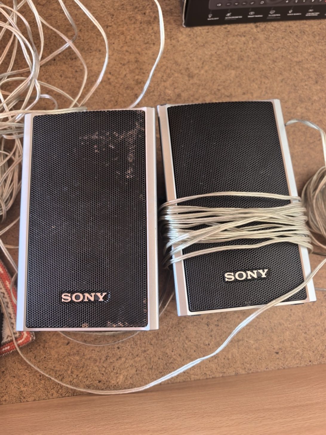Домашно кино Sony с DVD плейър – 4 колони