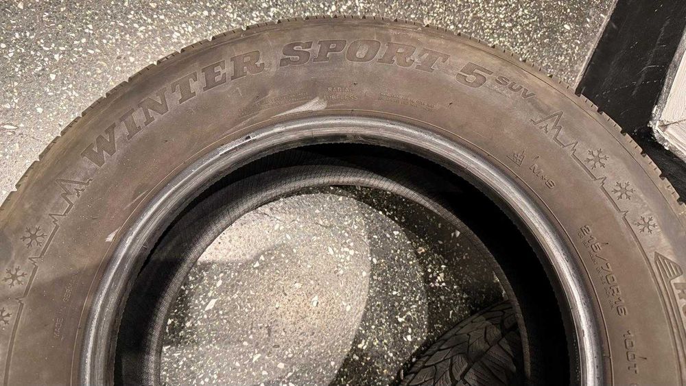 Set 4 anvelope iarna - DUNLOP WINTERSPORT 5 SUV 215/70R16 100T