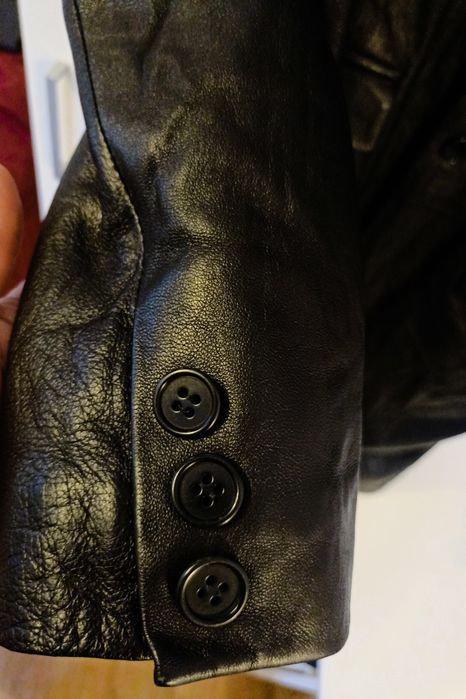 Trenci din piele neagră Scout, căptușeală din lână, stare foarte bună,