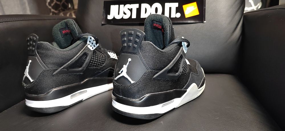 Nike Air Jordan 4 Retro, номер 40