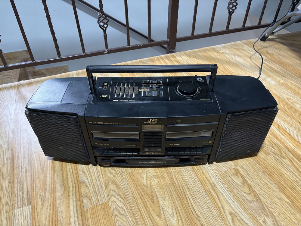 Casetofon JVC PC-V88