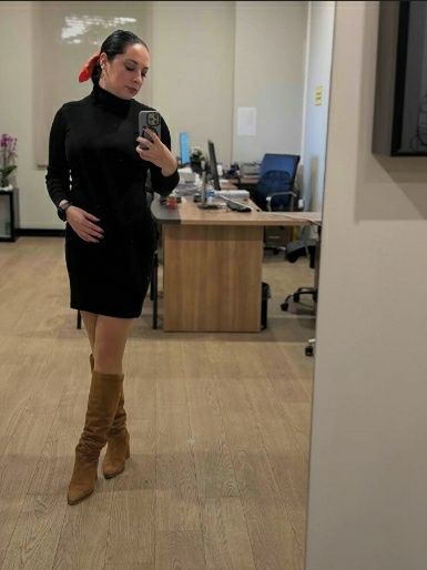 Ofertă!!!Rochie neagră de damă cu guler noua