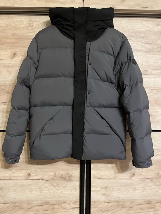 Geaca Moncler XL-L
