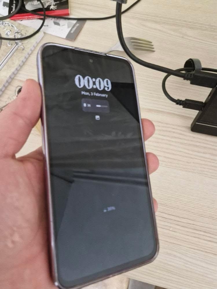 Продавам Samsung A55 Lilac