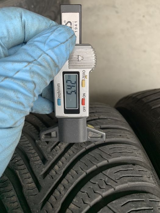anv m+s 205/60/16 Michelin/Nexen