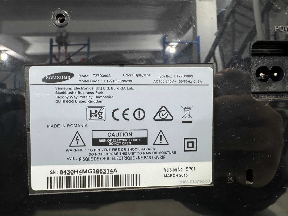 Телевизор - Samsung / smart /27 inch /А6