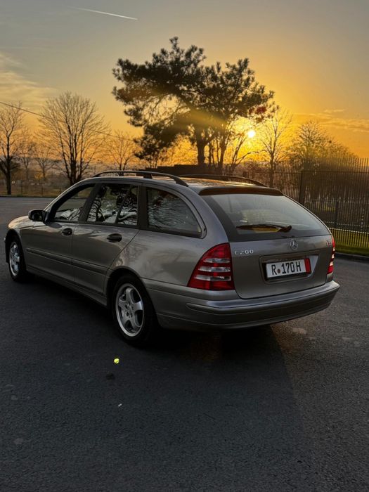 Mercedes-Benz C 200