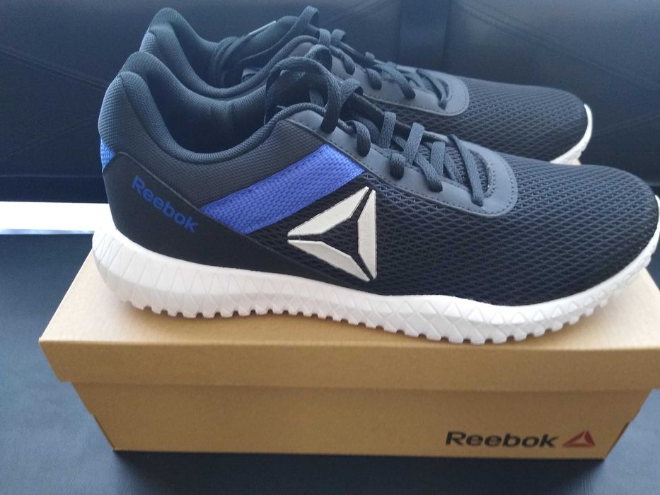 n, PUMA ,и Reebok. Energeen pus