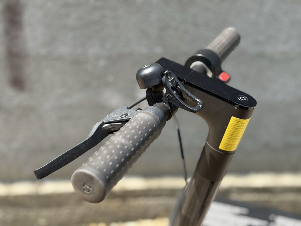 Xiaomi Mi Electric Scooter Pro 2