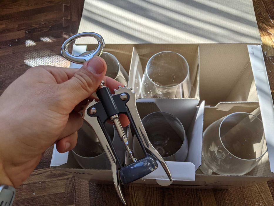 5 чаши за вино и бонус ;)