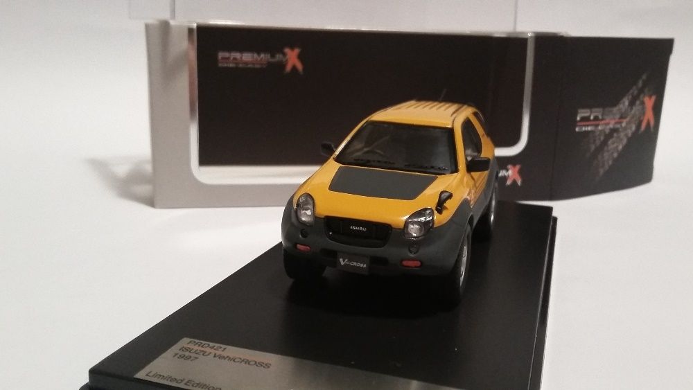 macheta Isuzu scara 1/43-