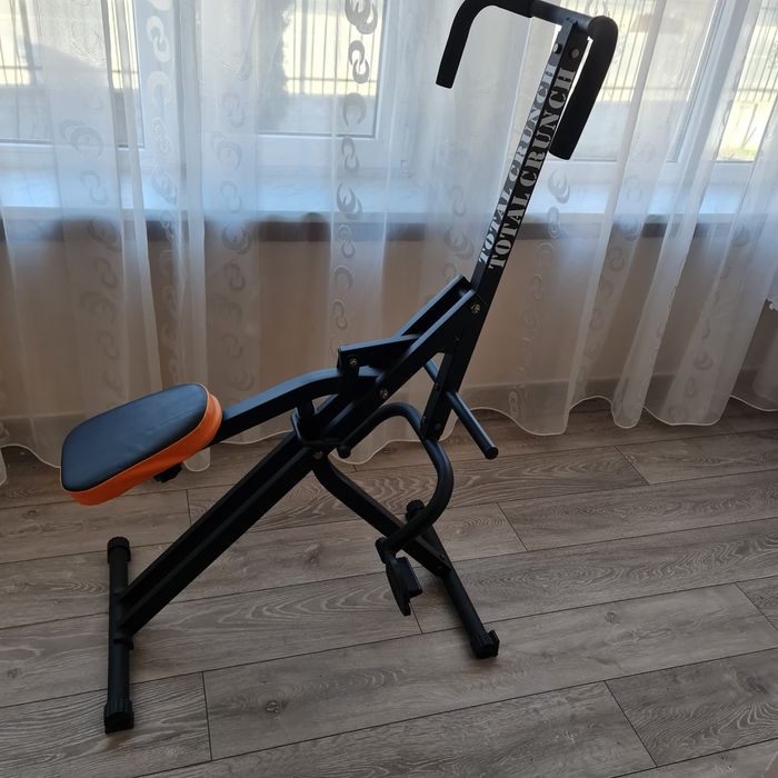 Aparat fitness multifunctional