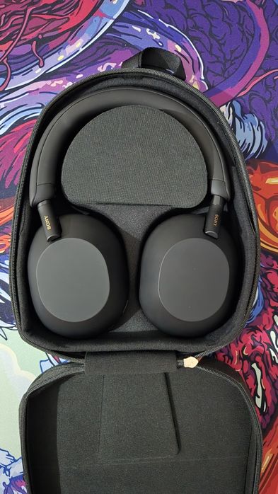 Casti Sony WH-1000XM5