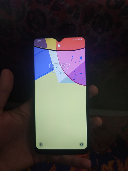 Samsung A20s sotiladi