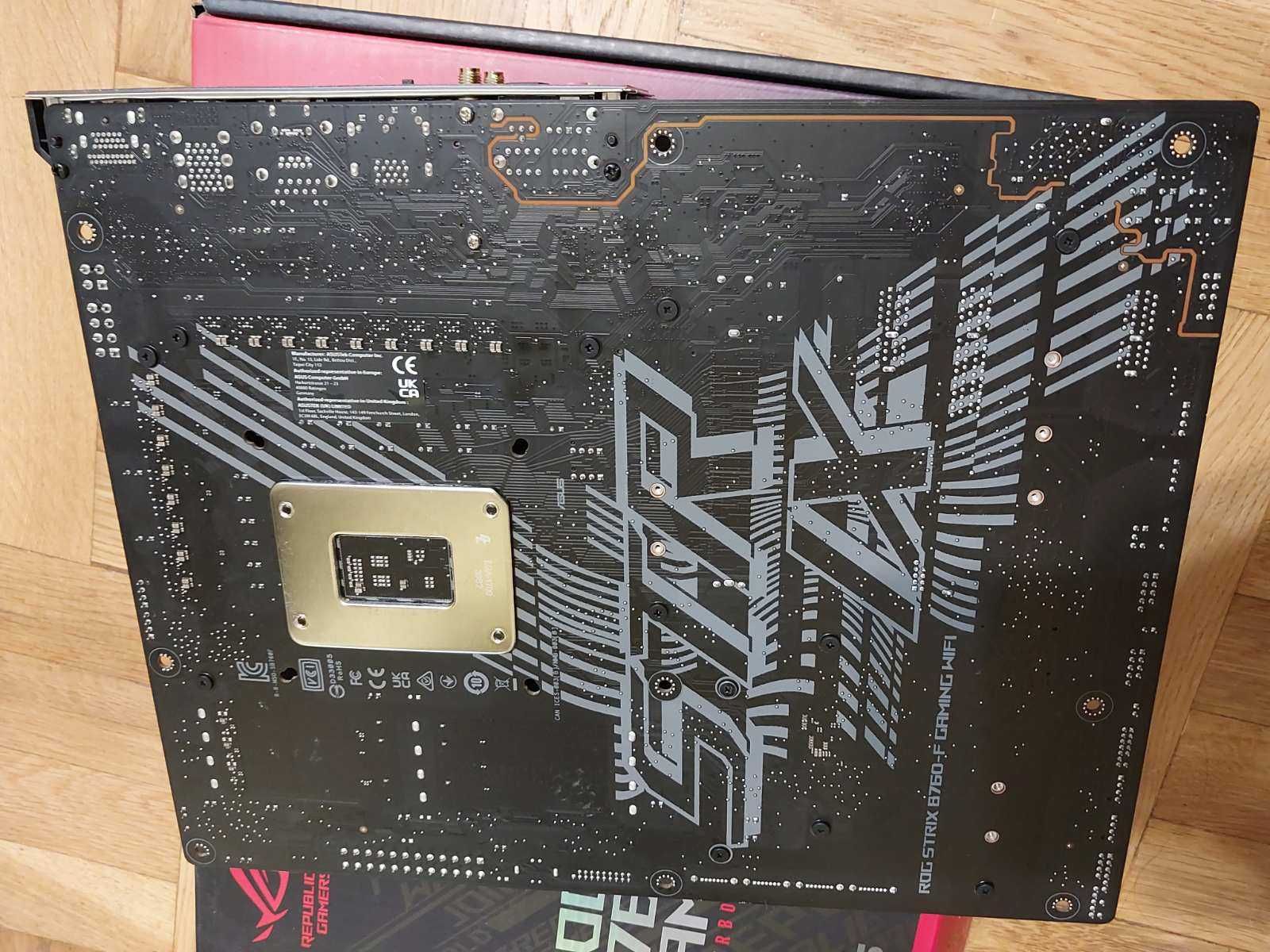 Intel Core i7 13700 + Asus ROG Strix B760-F Wi-Fi DDR5