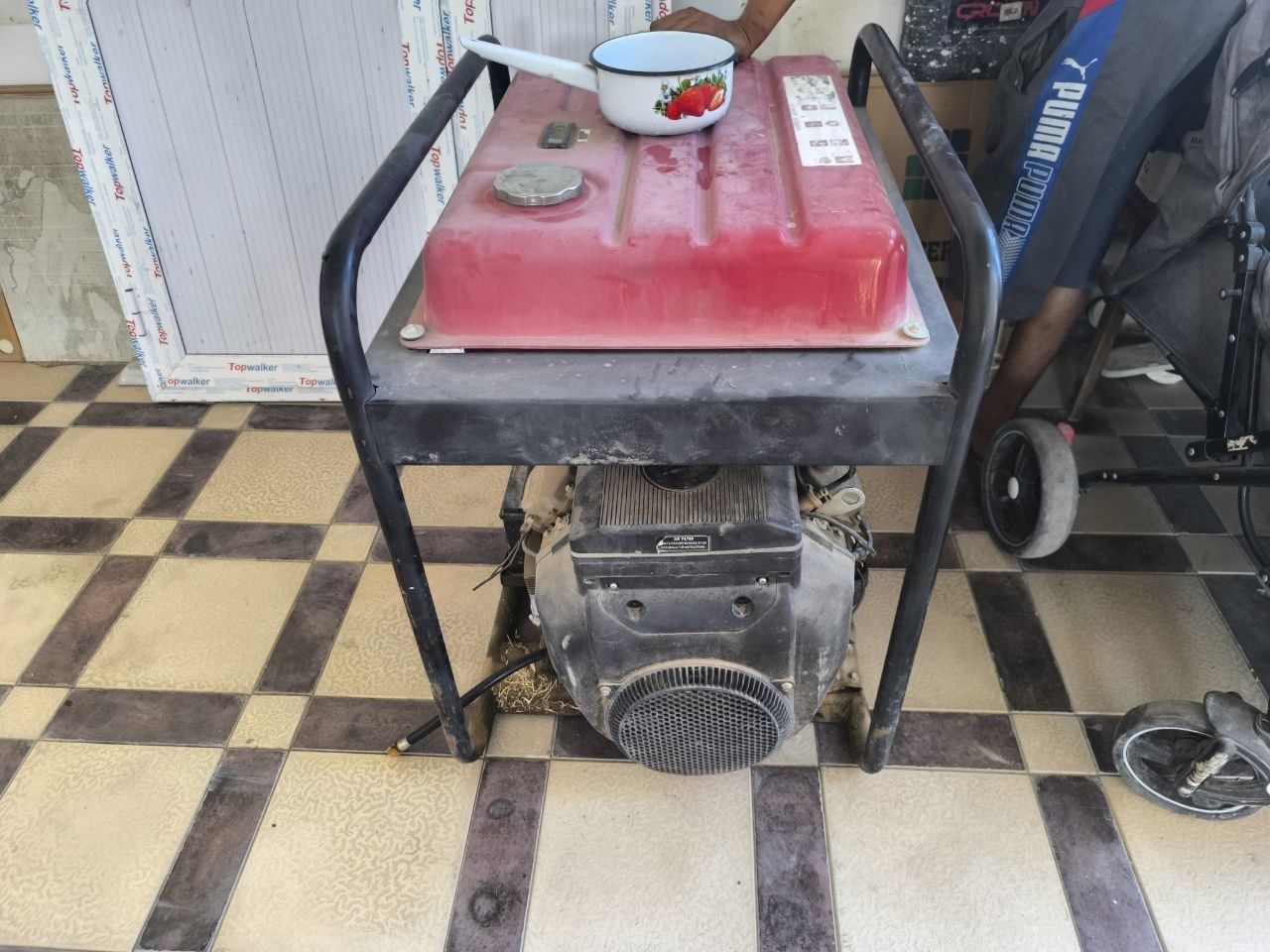 Divijok sotiladi 800$