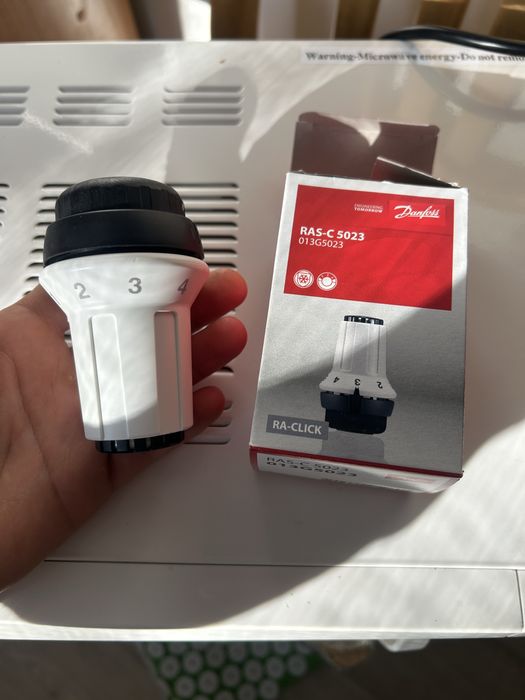 Терморегулятор термоголовка