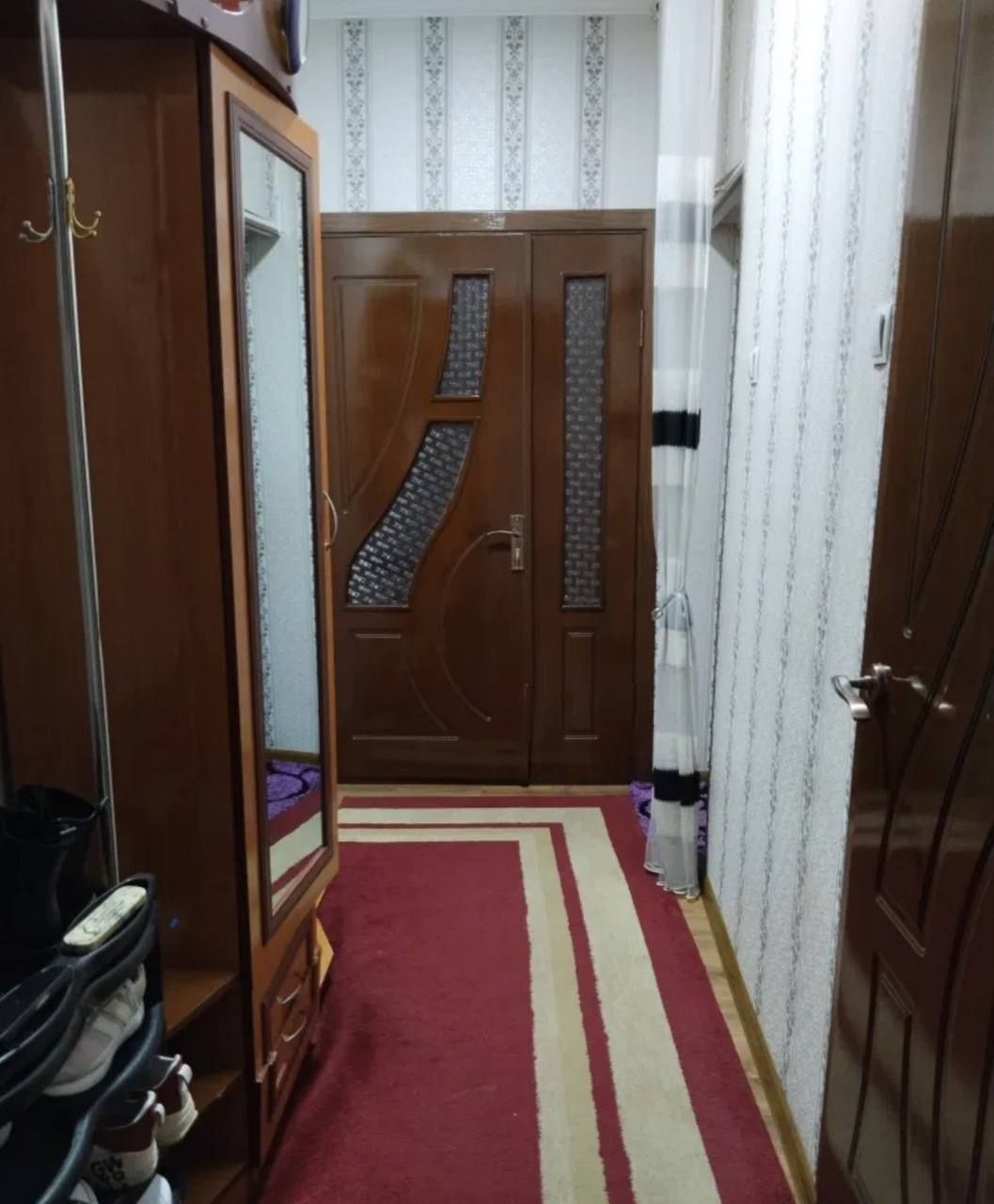 Срочно Продаётся Яккасарай массиф- башлык 2/2/5 ремонт средний