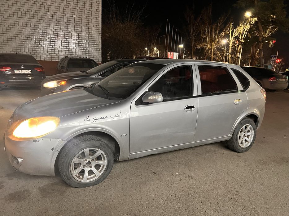 Продаю машину, на ходу.