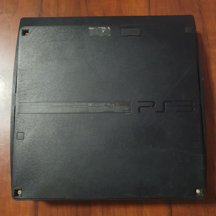 PS3 120 GB. 10 TOP oyinlari bilan