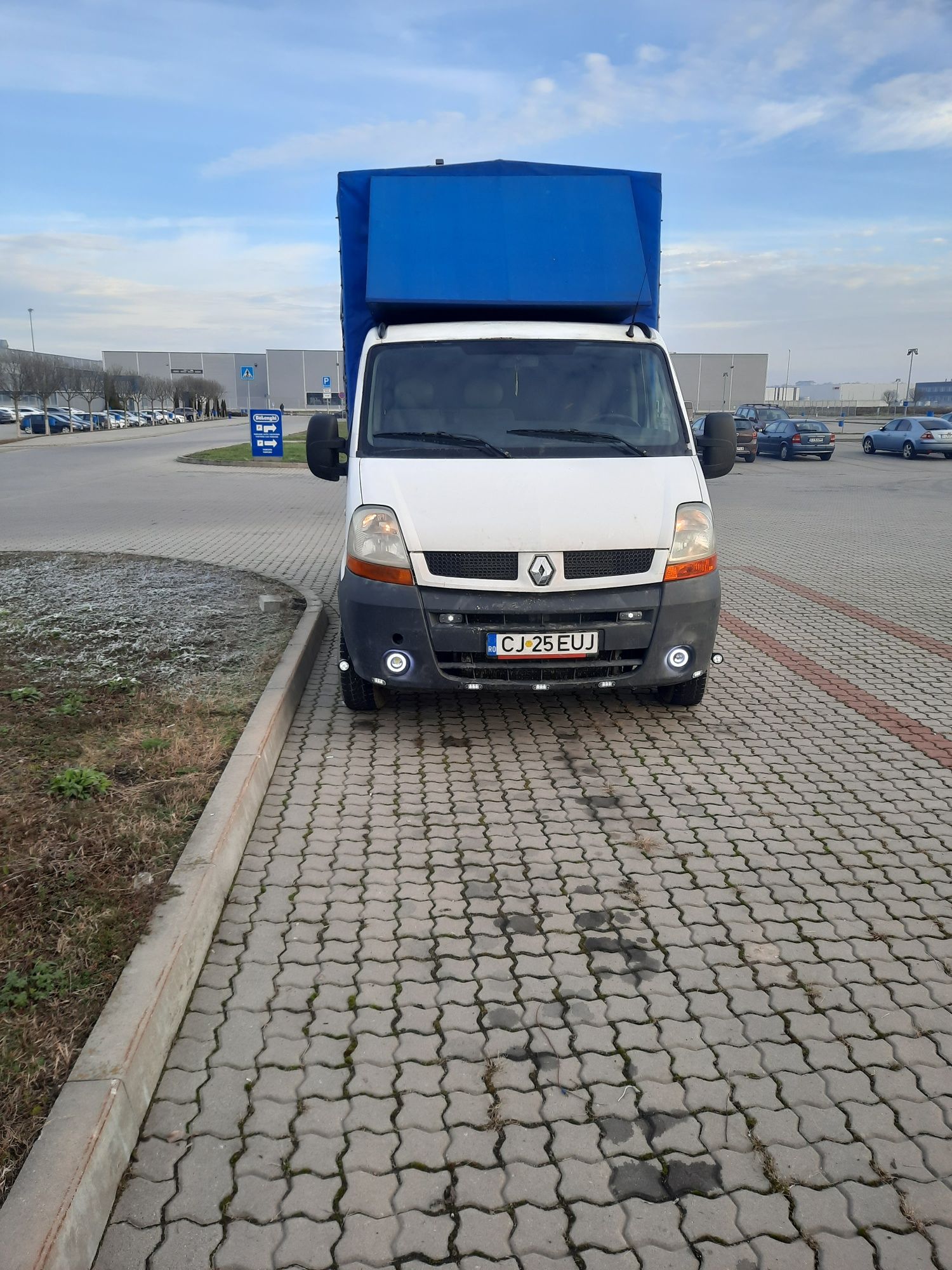 Vând Renault Master